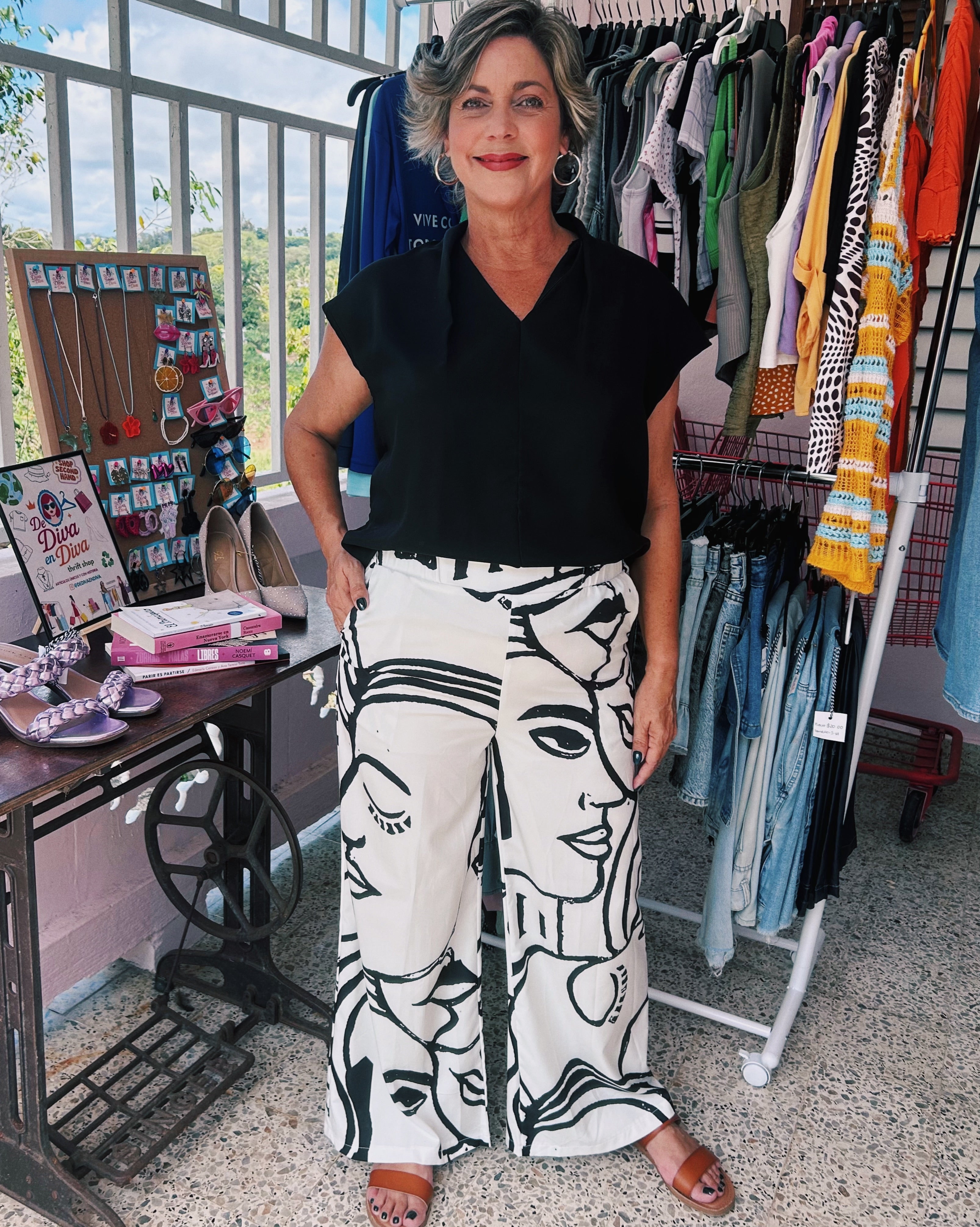 blusa negra