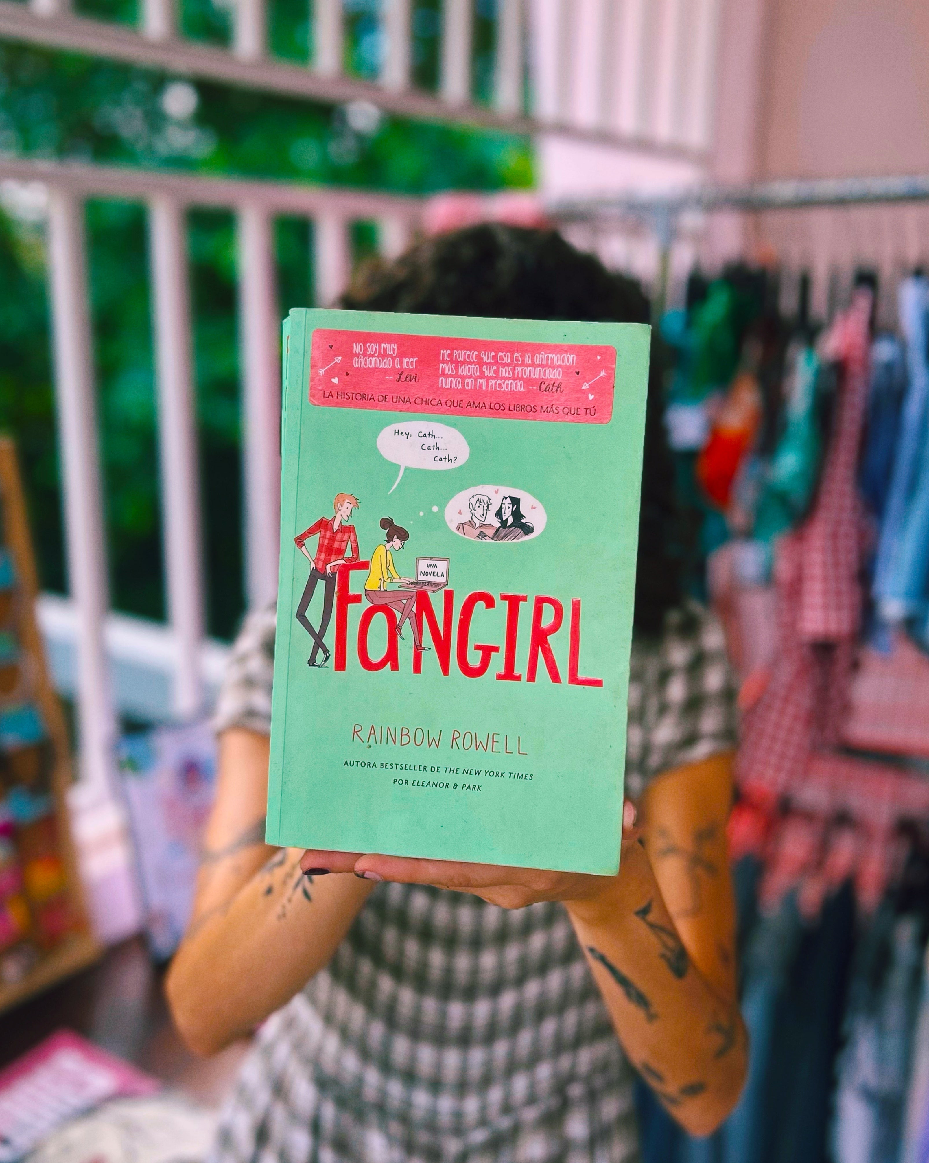 FANGIRL by Rainbow Rowell